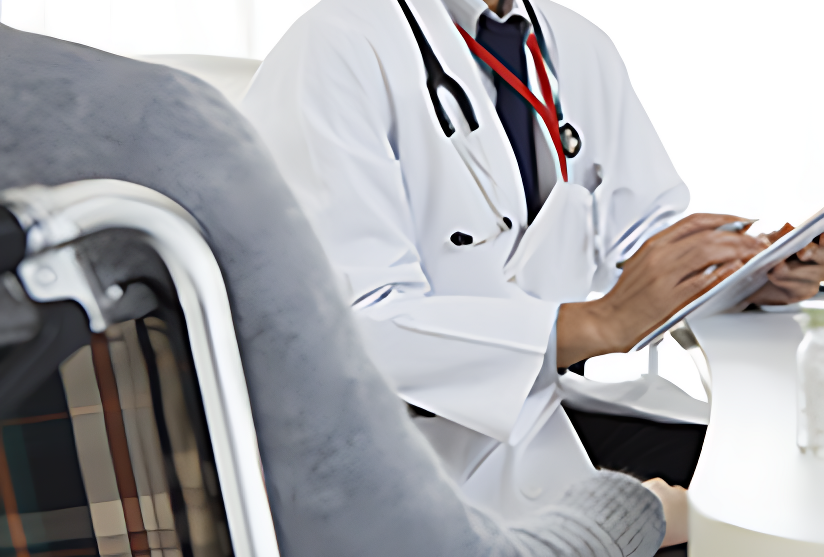 チタン製インプラントによる自然な噛み心地と審美性を実現する高度治療