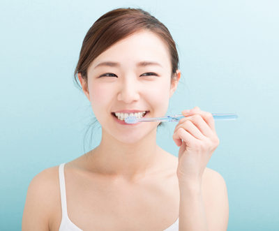 生活習慣との関連も重視しており、喫煙や食生活、睡眠などの指導も含めたトータルなケアを提供しています。