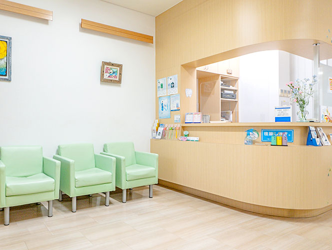 ①受付・待合室②診療室③キッズルーム