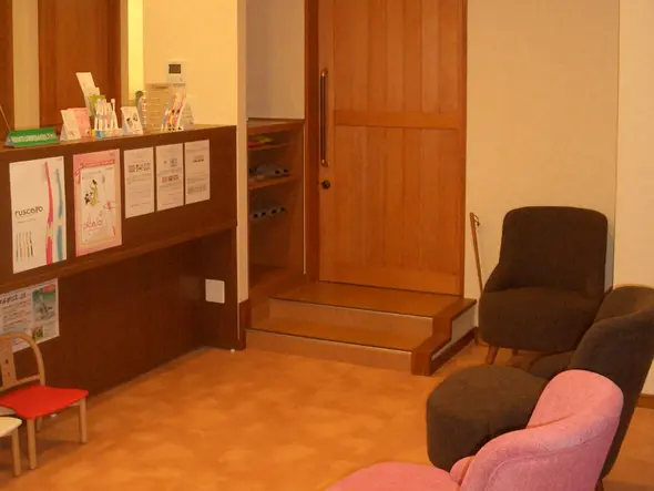 【陸前原ノ町駅 徒歩5分】歯周病専門医による精密治療と女性スタッフの細やかな対応が魅力の五輪歯科医院