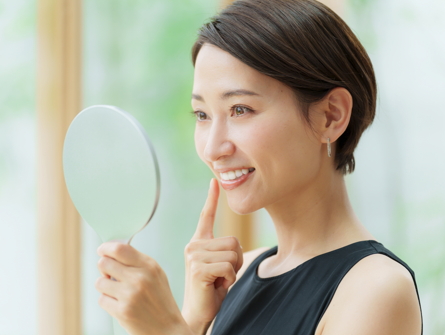 【東京メトロ日比谷線 広尾駅より徒歩2分】健全な歯をできる限り削らないことをモットーとし患者様に最適な治療をご提案する、たかだ歯科クリニック