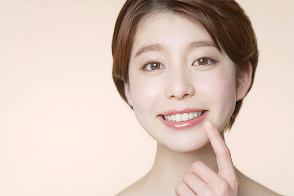 多彩な素材と最小限の侵襲で自然な美しさを実現します