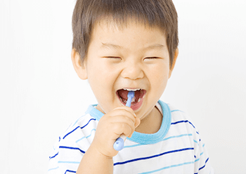 子どもの口腔習慣を楽しく指導