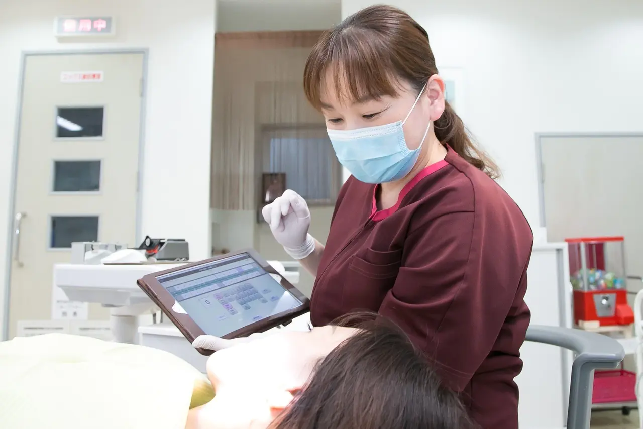 初期から重度の歯周病まで対応し、症状に合わせた治療を実施しています