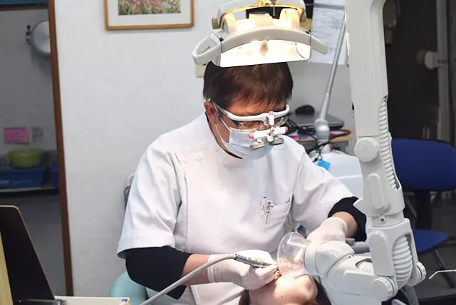安定性と審美性を兼ね備えた、第二の永久歯