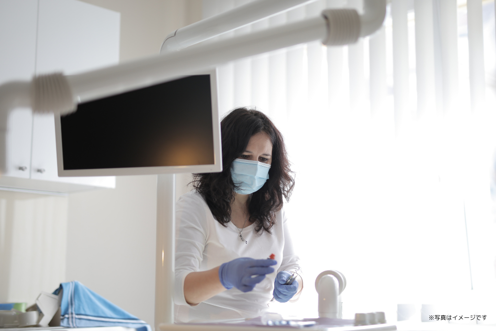 定期的なメンテナンスと丁寧な生活指導を通じて、患者様の口腔内の健康を長期的に守る体制が整えられています