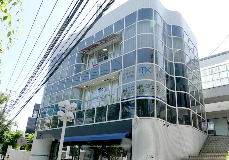 【JR芦屋駅徒歩8分】土日診療と幅広い診療に対応する芦屋 M&S歯科・矯正クリニック本院