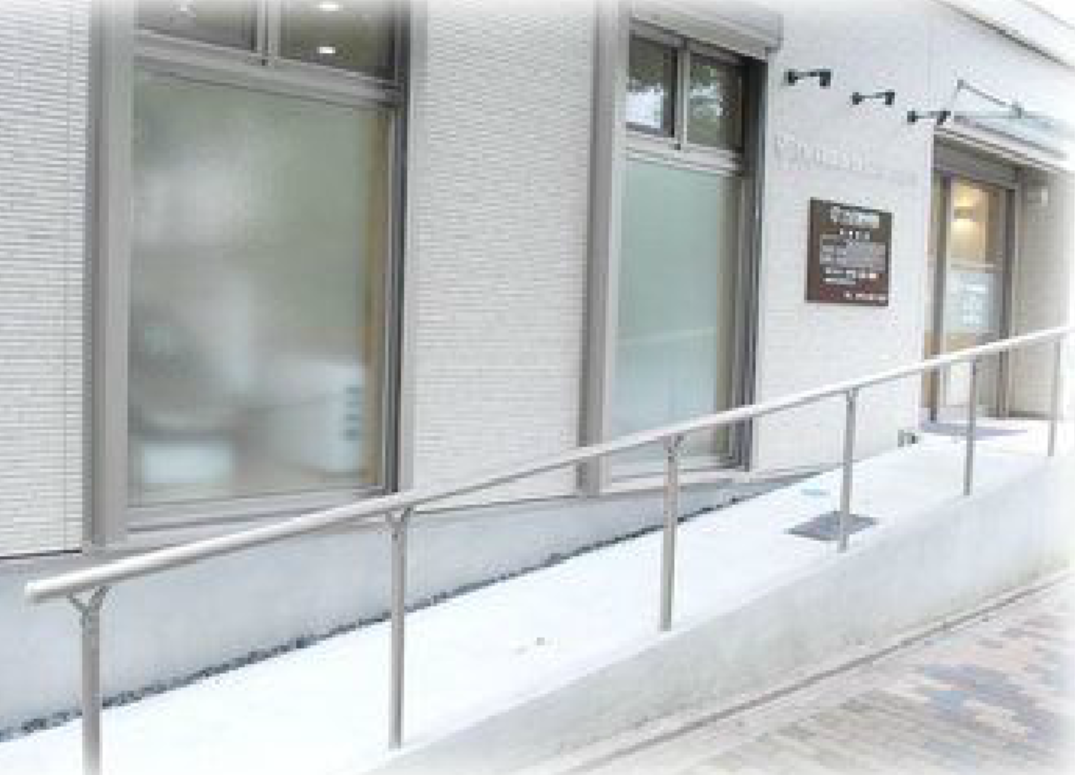 【北大路駅徒歩圏・土曜午前診療】インプラント対応のつちだ歯科医院
