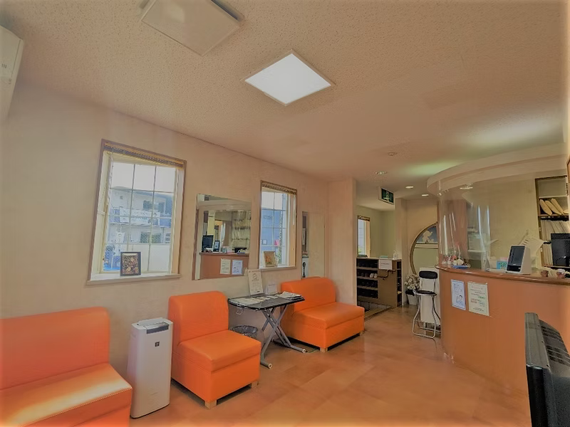 【馬場停留所 徒歩2分】定期検診や歯の健康相談を取り入れ、日常的な口腔管理を支えるアップル歯科クリニック