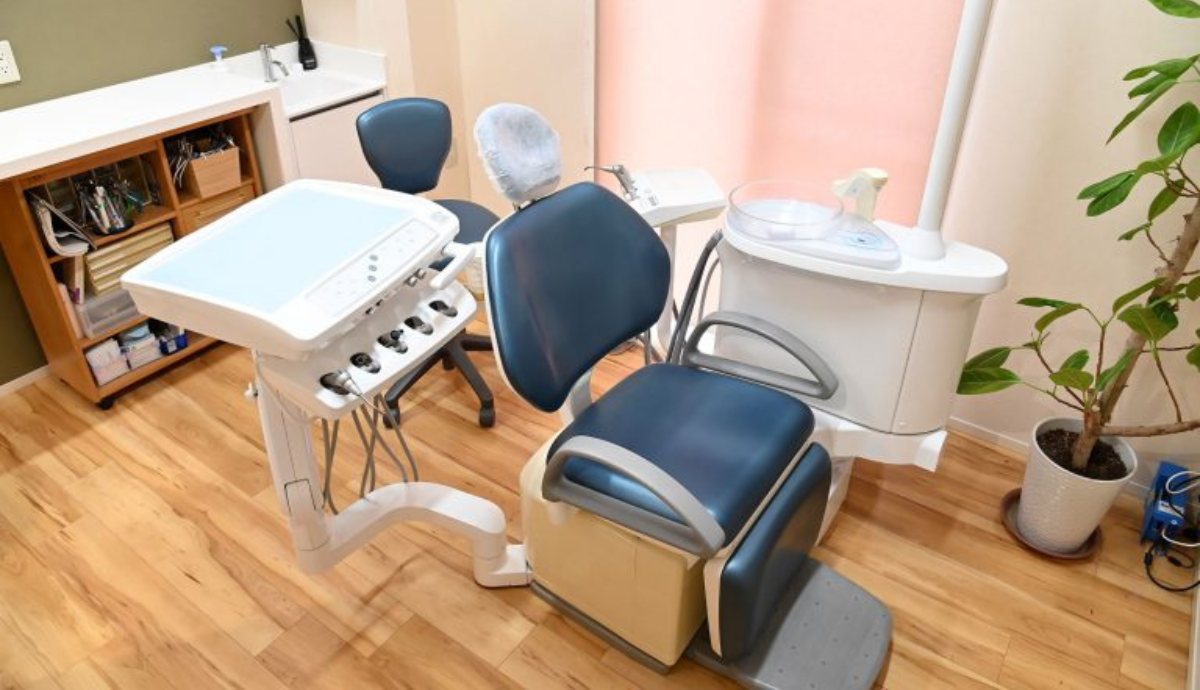 ①石橋歯科医院②待合室③ファミリールーム(半個室)