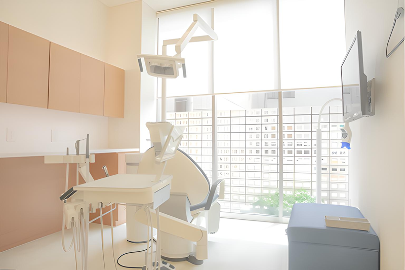 ①診療室②待合室③ファミリールーム