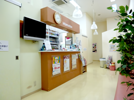 【浦和美園駅より徒歩3分】【土日祝も診療可能】経験豊富な院長とインプラント専門医が在籍する治療する浦和美園デンタルクリニック
