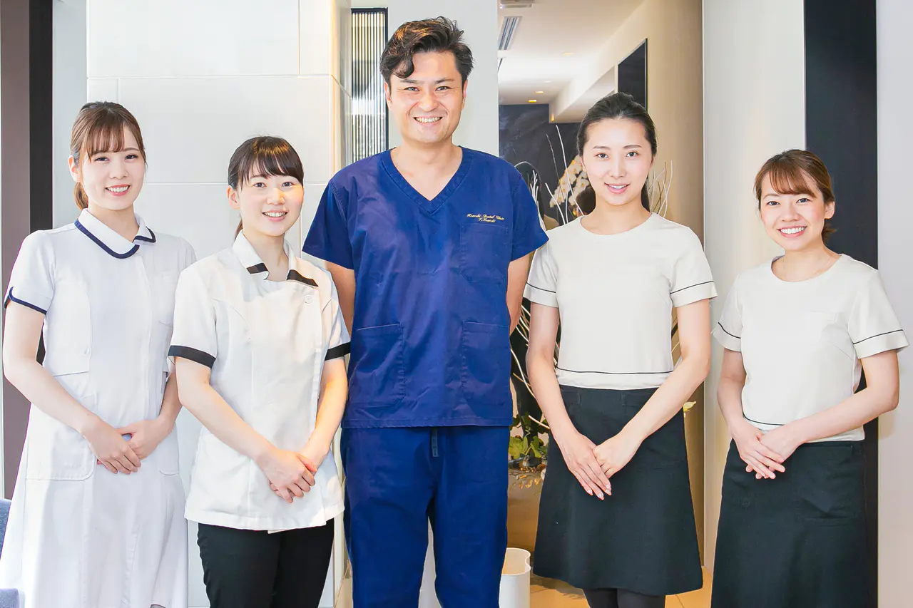 患者様の不安を和らげ、安心して治療に臨める空間づくりを大切にしています