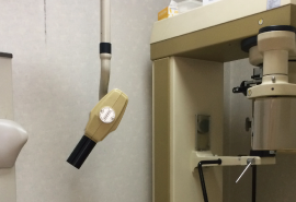 ①医院外観②診療室③レントゲン