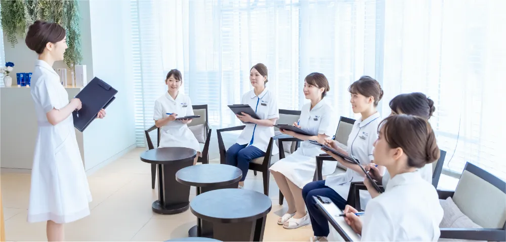 ホワイトニングの高い知識と技術を持つ歯科医師、衛生士が施術を行います