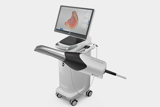 金属を使用しないメタルフリーの詰め物・被せ物治療を行っています