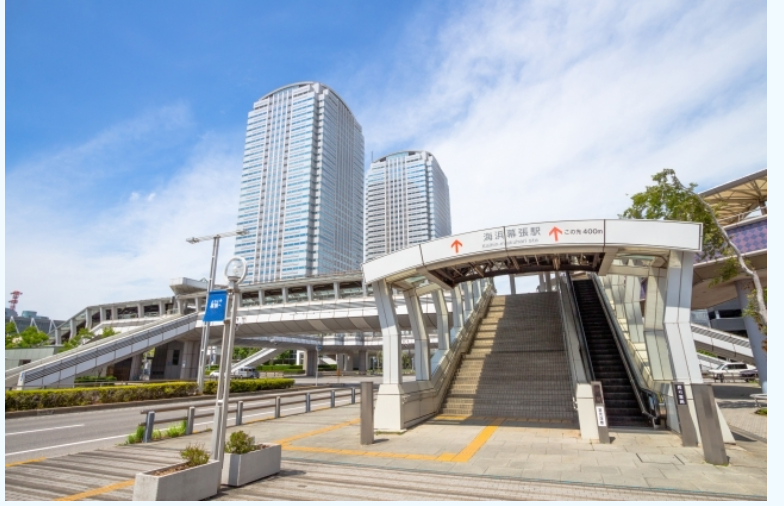 【JR海浜幕張駅南口から徒歩1分】健康は美しい歯で、おいしく食べ・話し・微笑む事をモットーに掲げる幕張デンタルオフィス