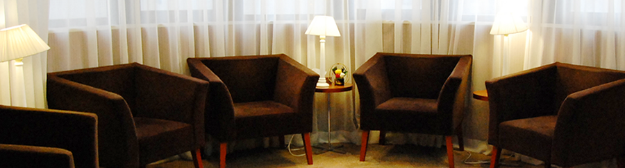 ①待合室 ②おいしい食事を食べるための健康で美しい歯 ③アクセス