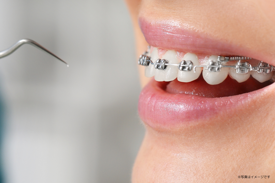 咬み合わせや歯周病、虫歯などの管理を含めて総合的に診療にあたっています