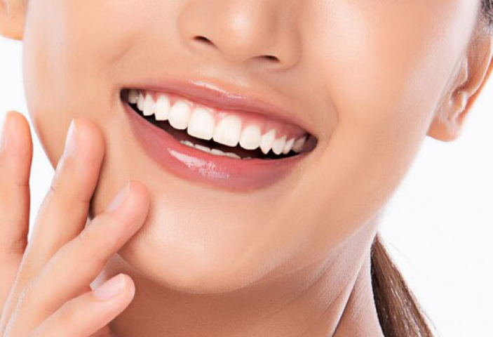 光らせるのは歯ではなく、その人の笑顔