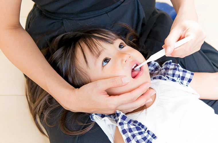 成長段階にあるお子様の自然な発育を活かしながら、歯並びや噛み合わせを整える治療が行われています