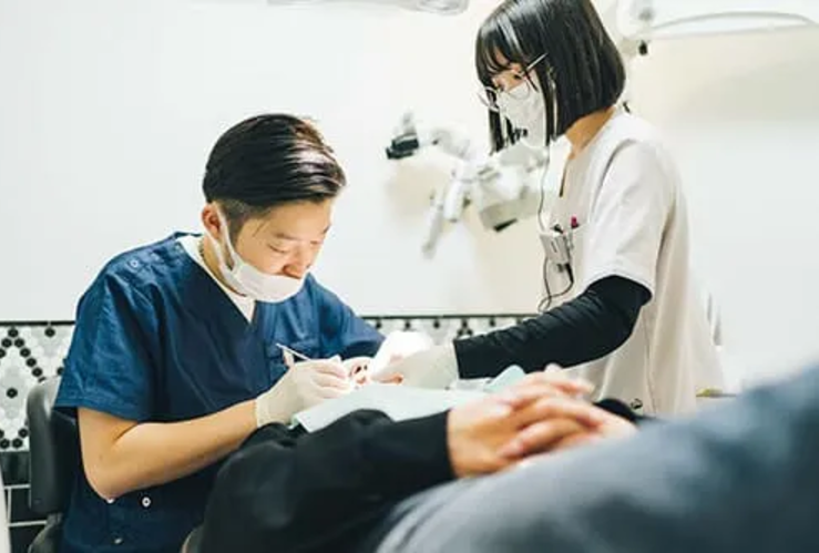 院長は日本口腔外科学会 認定医です