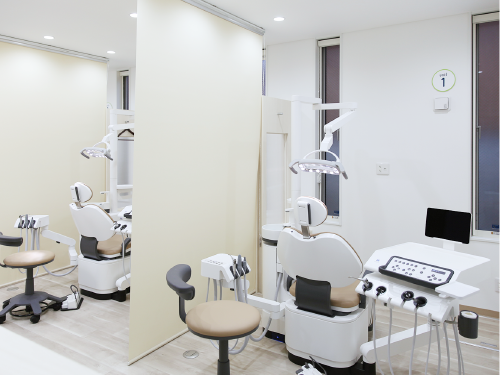 【加茂駅 徒歩3分】地域に寄り添い100年続く渡辺歯科医院（歯周病学会認定医在籍）