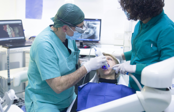 未来を診る歯科へ、定期ケアという習慣を