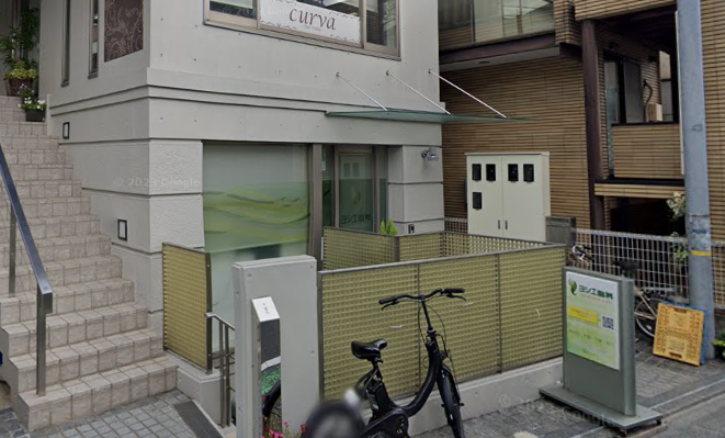 【JR下北沢駅南西口から徒歩6分】【歯科口腔外科出身】安心して治療を受けていただけるよう徹底した配慮を行うヨシエ歯科
