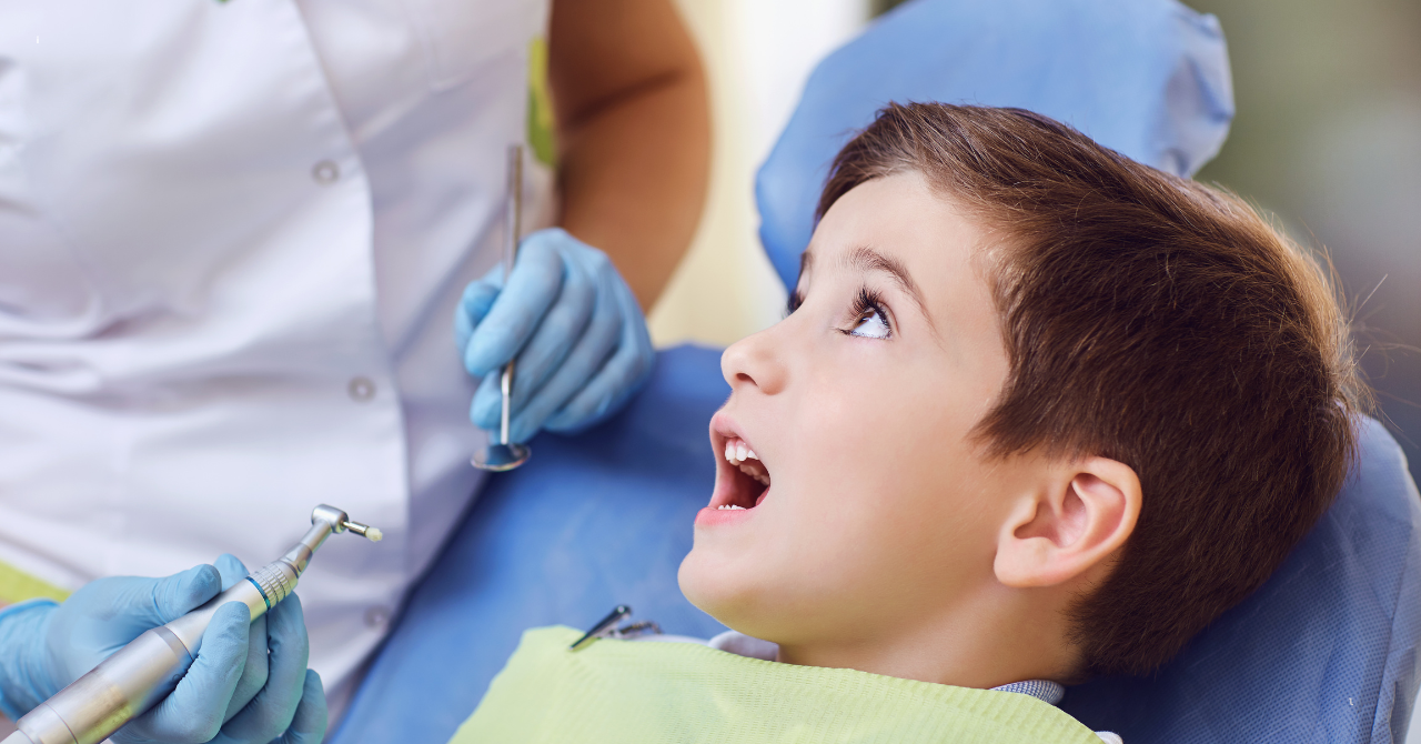 痛みとストレスを最小限に抑える先進的技術で子どもの歯科恐怖を解消