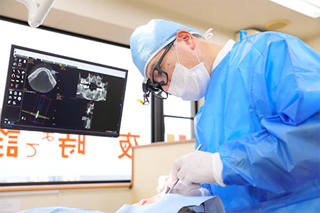 日本口腔外科学会専門医が在籍