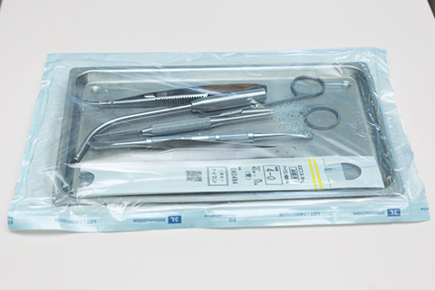 器具は滅菌を行った後に個包装されています