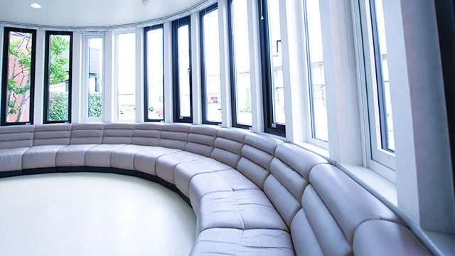 ①診療室 ②受付 ③待合室