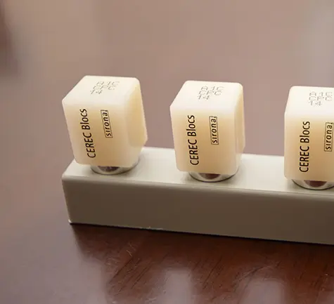 短時間で高精度な審美修復を実現します