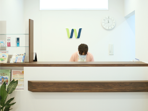 【加茂駅 徒歩3分】地域に寄り添い100年続く渡辺歯科医院（歯周病学会認定医在籍）