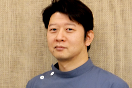 院長の松本　信彦