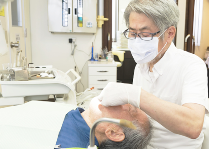 患者様に寄り添った入れ歯治療を提供する野末整形外科歯科