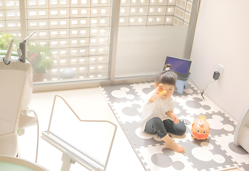 フッ素塗布やシーラントによる予防を重視し一生使える丈夫な歯を育成