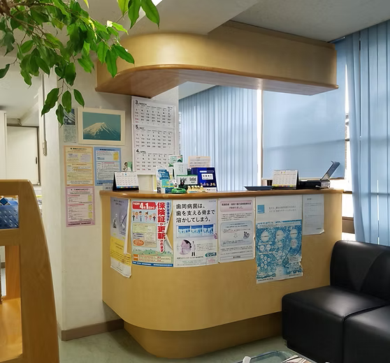 【調布駅 北口 徒歩5分】可能な限り「歯を抜かない、削らない」治療を提供する山田歯科医院
