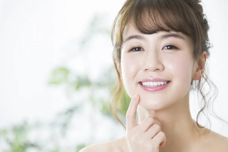 歯の白さが整うことで、表情の印象までも変わります