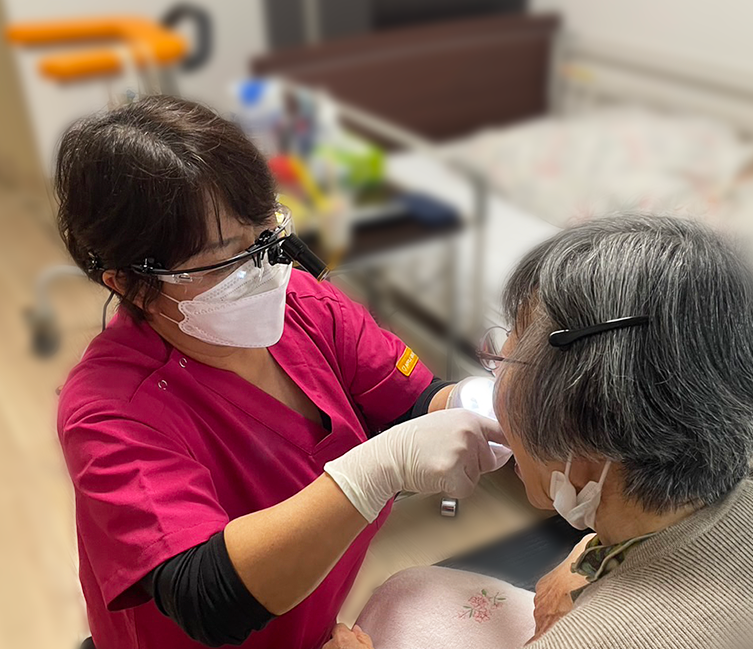 身体的な理由で通院が難しい患者様に向けた訪問診療を行っています