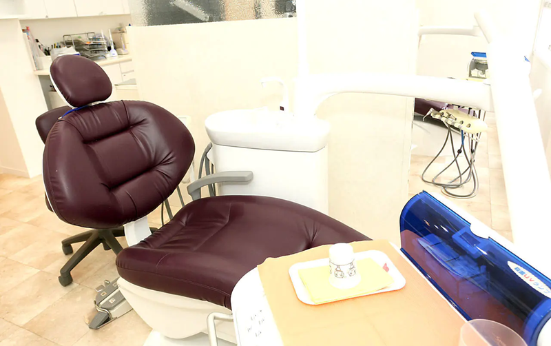 【新栄町駅から徒歩6分】50年の実績と先進設備を備える犬飼歯科医院