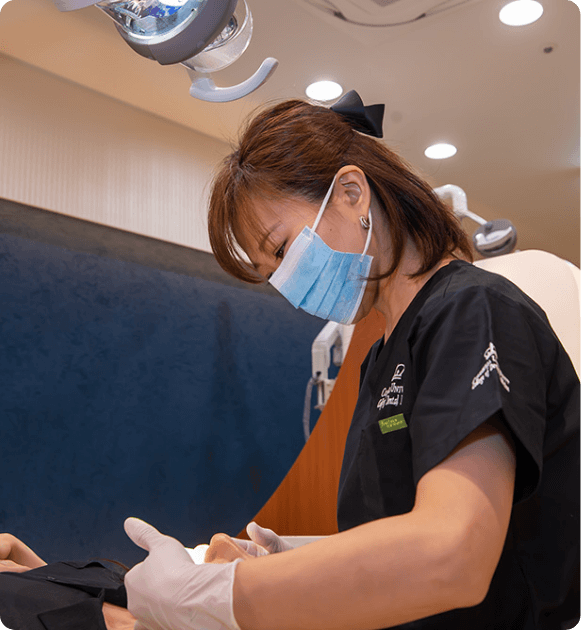 噛んで咀嚼することは、歯と全身の骨・筋肉が関わるのです